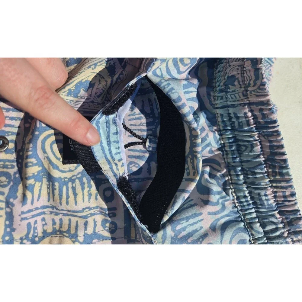 Quiksilver Men's Size M Boardshorts Swim Trunk Pastel Tribal Geometric Recycled